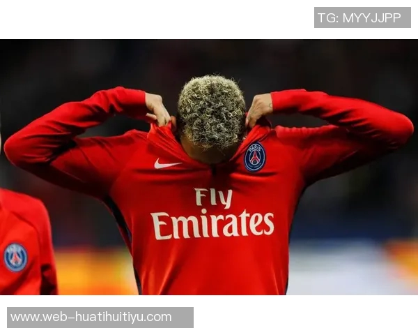 F1车手汉密尔顿谈足坛偶像最爱维尼修斯与内马尔并赞美梅西技术之精湛