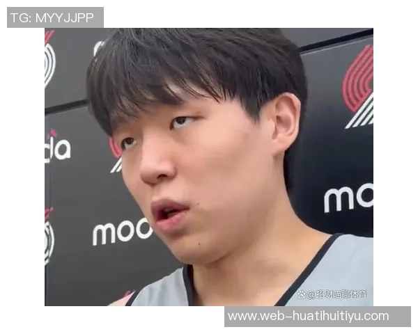 杨瀚森背粉色小书包启程湾区NBA首秀即将开启 杨瀚森背粉色小书包启程湾区NBA首秀即将开启