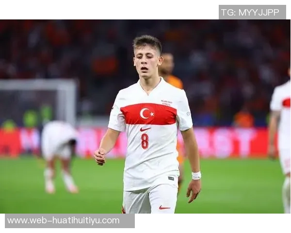 内马尔盛赞居莱尔为世界最佳中场土耳其美女球员专访精彩回顾