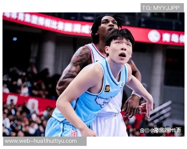 杨瀚森半场表现出色背靠背顶住压力贡献8分2板1断展现潜力 杨瀚森半场表现出色背靠背顶住压力贡献8分2板1断展现潜力